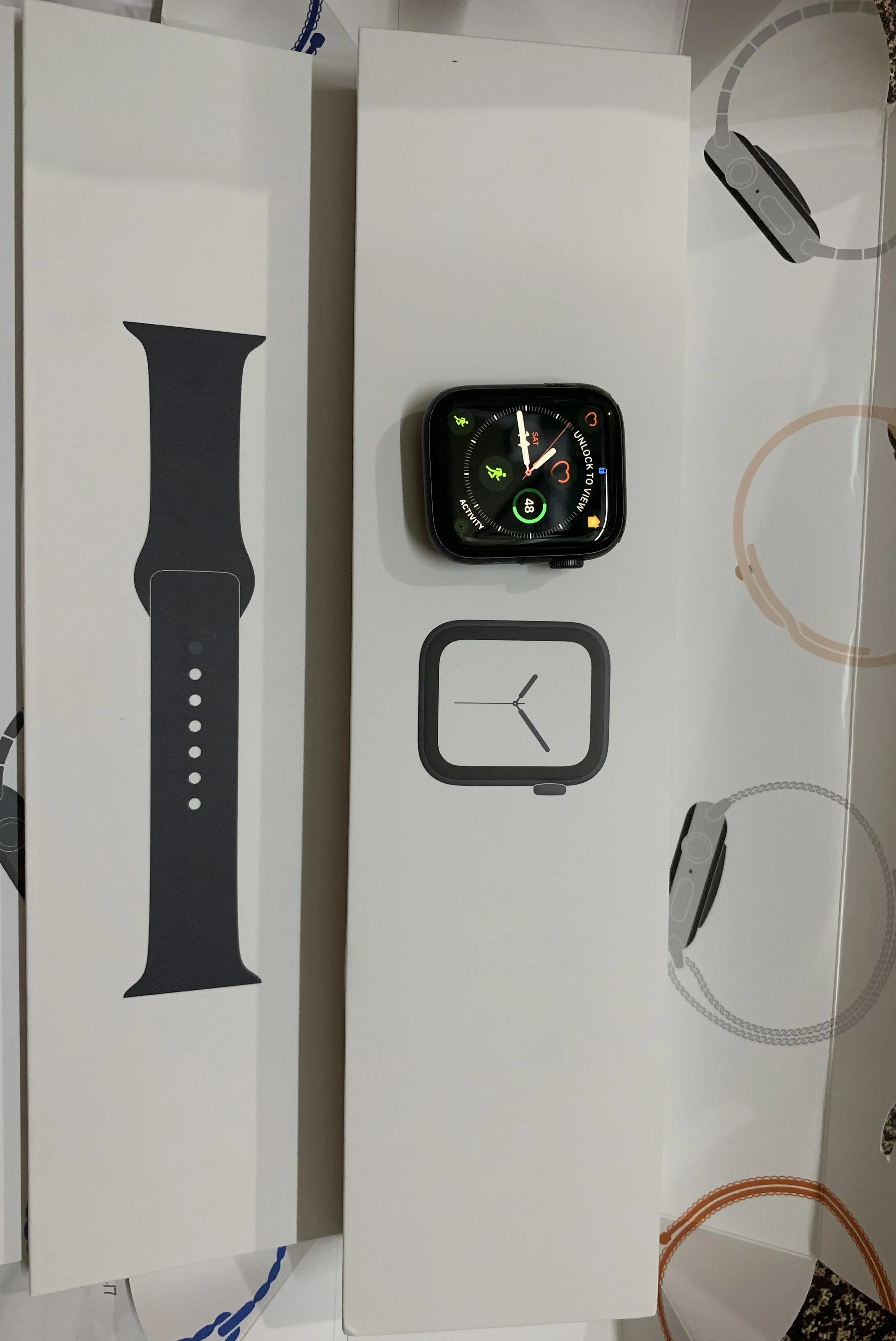 Apple Watch series 4 44mm space gray - photo 1