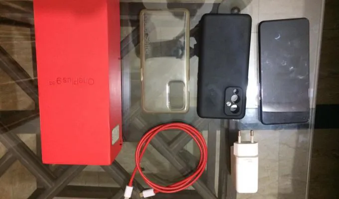 OnePlus 9 - photo 1
