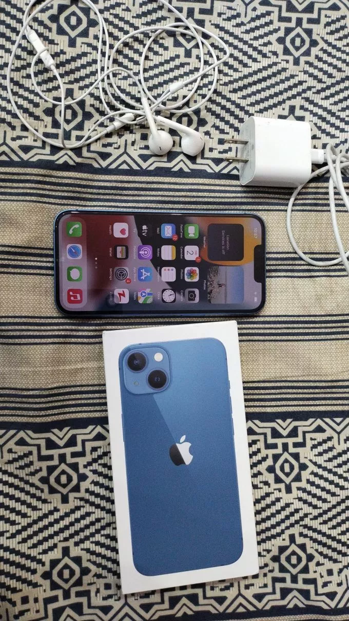 IPhone 13 128Gb Blue Non PTA - photo 2