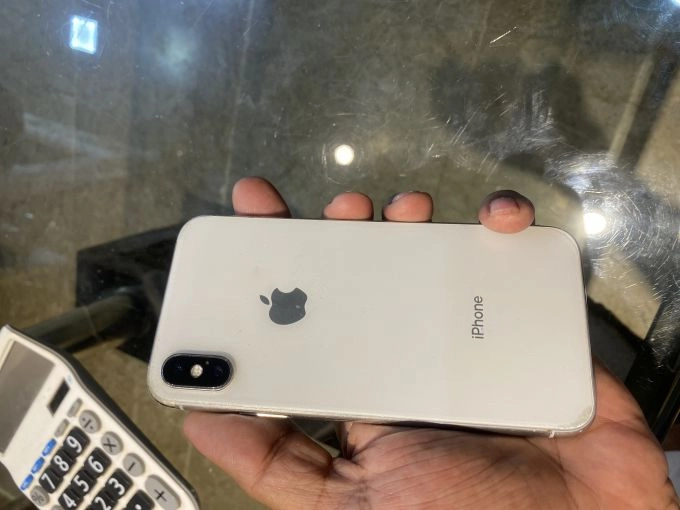 iPhone x256 approve white - photo 1