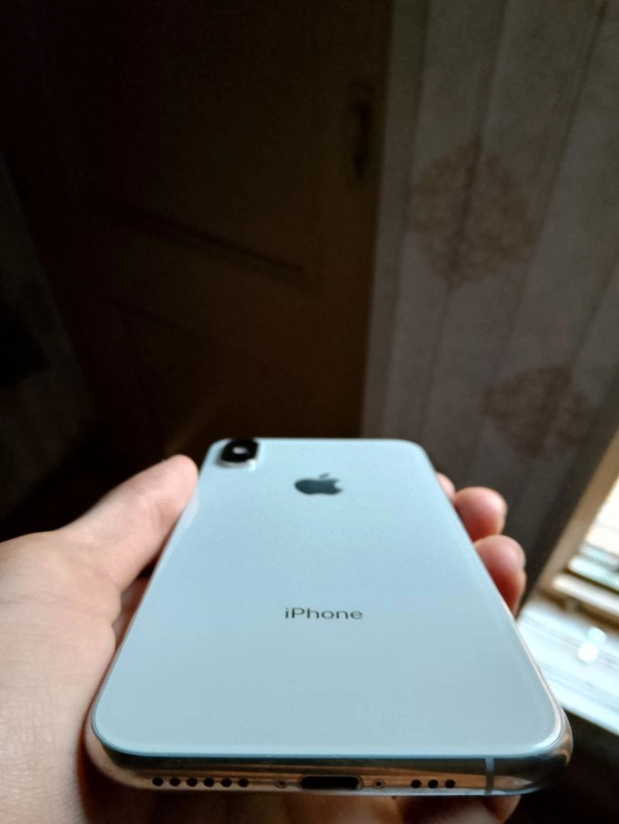 iPhone Xs non PTA white colour 64 gb no open no repair - photo 3