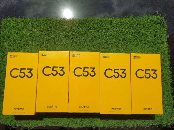 Realme C53 box pack one year warranty - photo 1