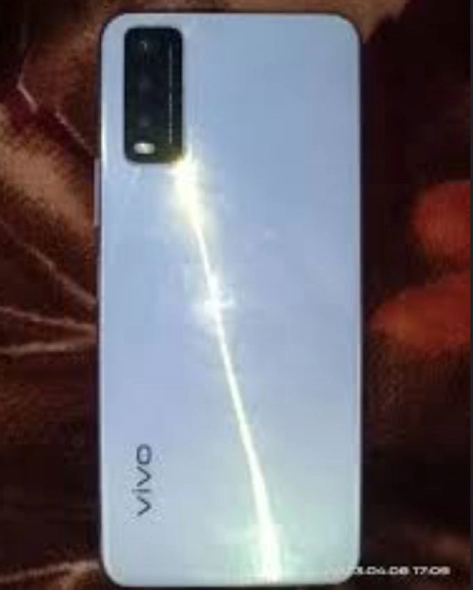 Vivo y20 - photo 1