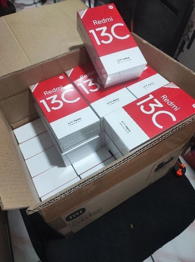 xiaomi redmi 13c 6gb/128gb box pack - photo 1